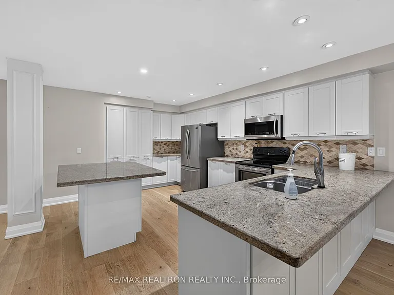 49 Meekings Dr — Photo 45