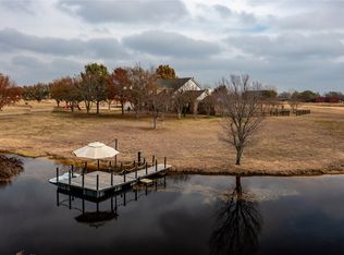 364 Parker Rd, Van Alstyne, TX 75495