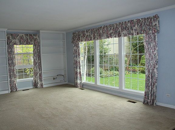 5th image of 126 Iroquois Dr