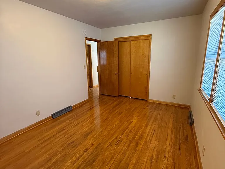 834 S 20th St — Photo 10