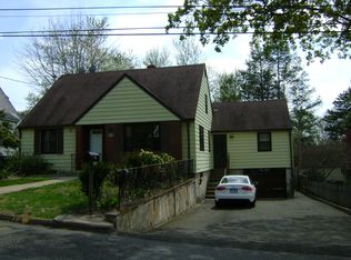 5 Cedar St #1, Wallingford, CT 06492