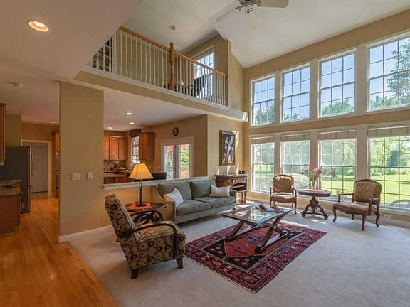 2nd image of 4051 Saint Andrews Ct