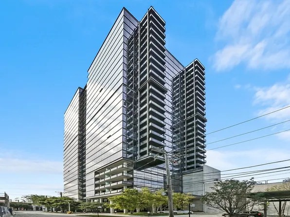 860 W Blackhawk St Unit 2106, Chicago, IL 60642