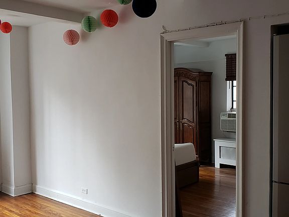 2nd image of 5 Tudor City Pl APT 519