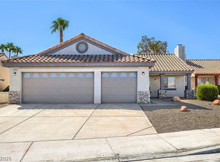 124 Grandview Dr, Henderson, NV 89002