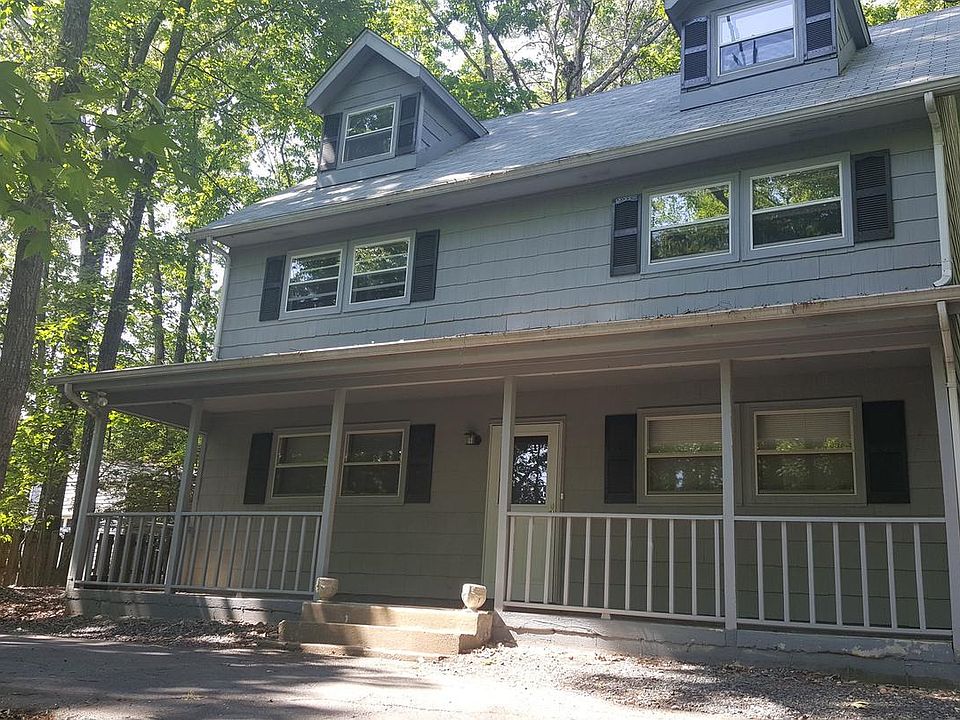 1st image of 1017 England Dr