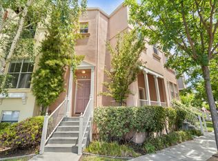 90 Freedom Ln, Mountain View, CA 94040