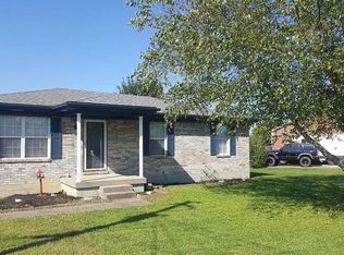 141 Seminole Ct, Shepherdsville, KY 40165