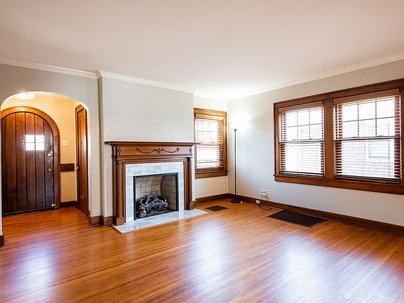 4th image of 1852 Princeton Dr
