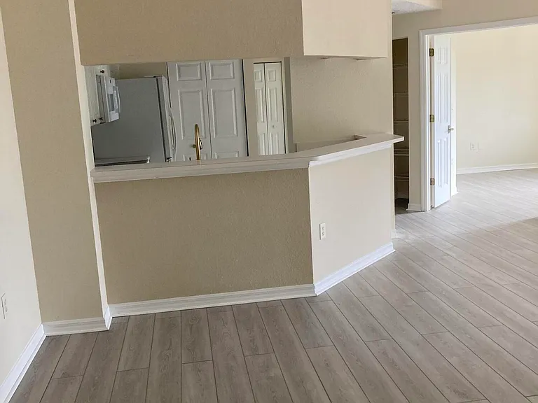 3018 Alcazar Pl #103 — Photo 8