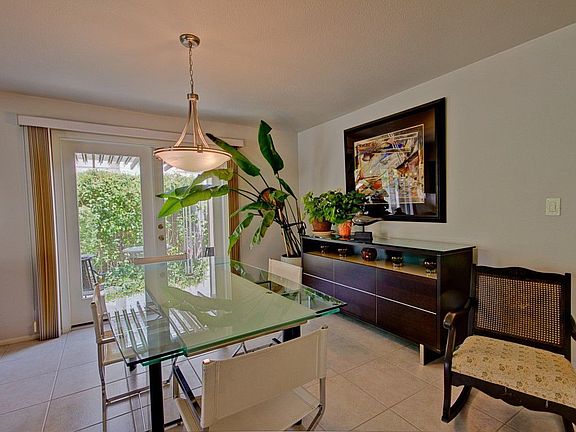 4th image of 4052 W Christy Dr