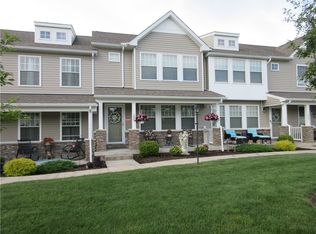 205 Spring Blossom Cir, Beaver Falls, PA 15010