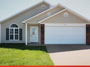 710 NE Fenway Ave, Bartlesville, OK 74006