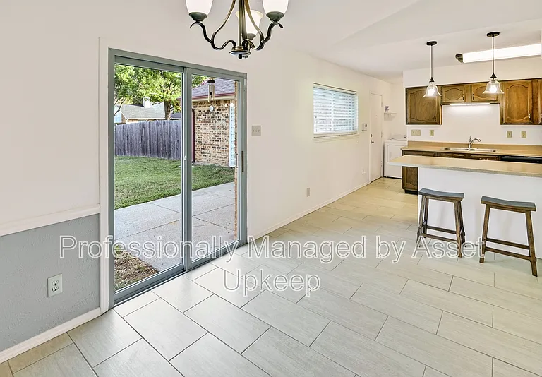 1306 Clearview Dr — Photo 11