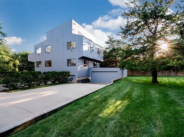 11 Shepherds La Amag, Amagansett, NY 11930