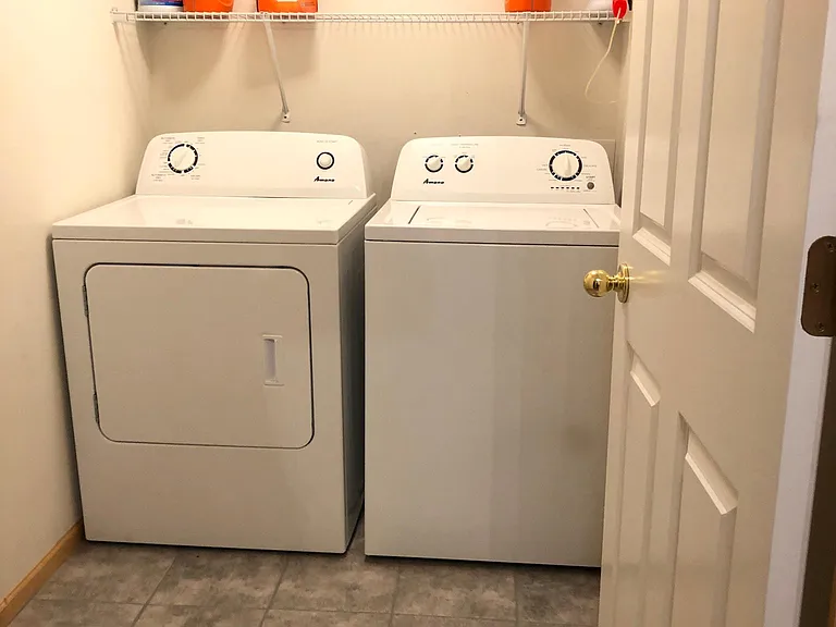 Upper level laundry