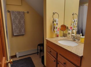 296 McCarrons Blvd S, Roseville, MN 55113