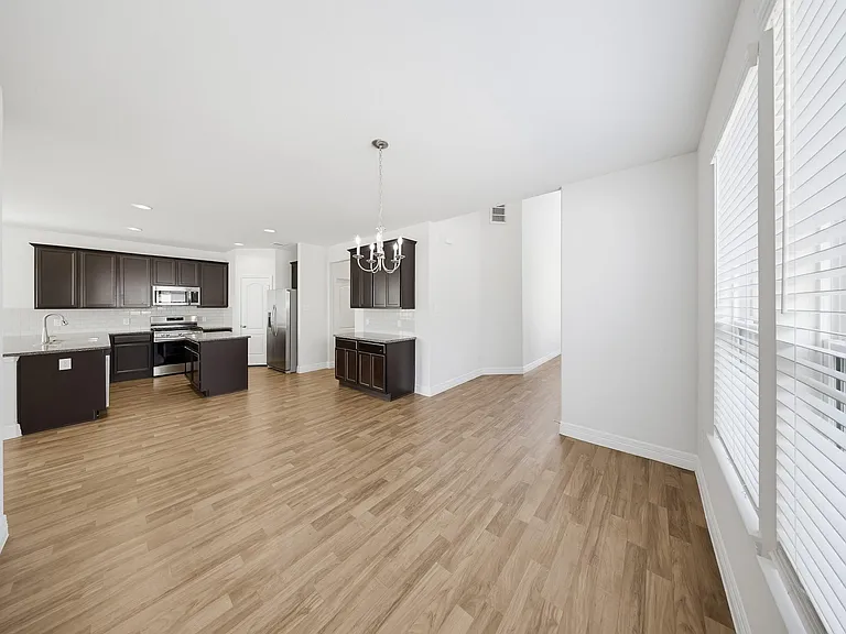40615 Guillemont Ln — Photo 5