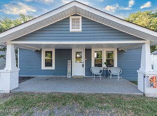 1070 King Edward Ave SE, Cleveland, TN 37311