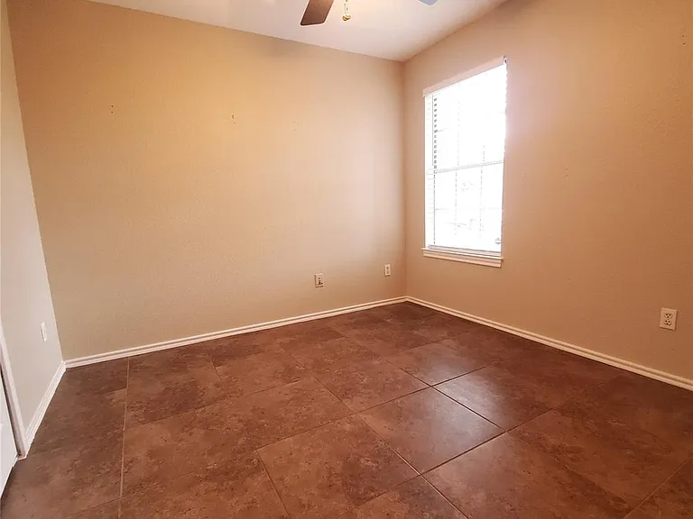 2116 E Gann Hill Dr — Photo 22