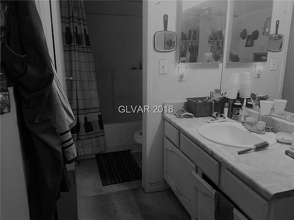 4th image of 5135 Gray Ln APT A