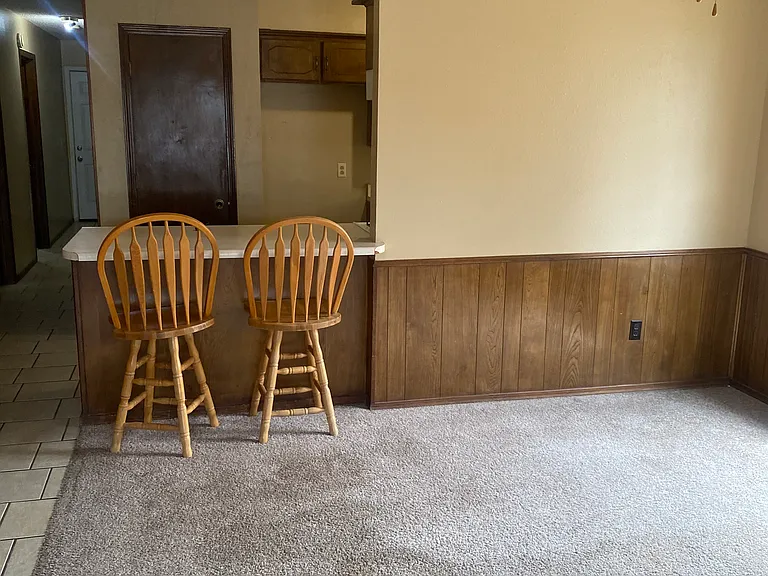 1019 Sugarloaf Dr — Photo 2