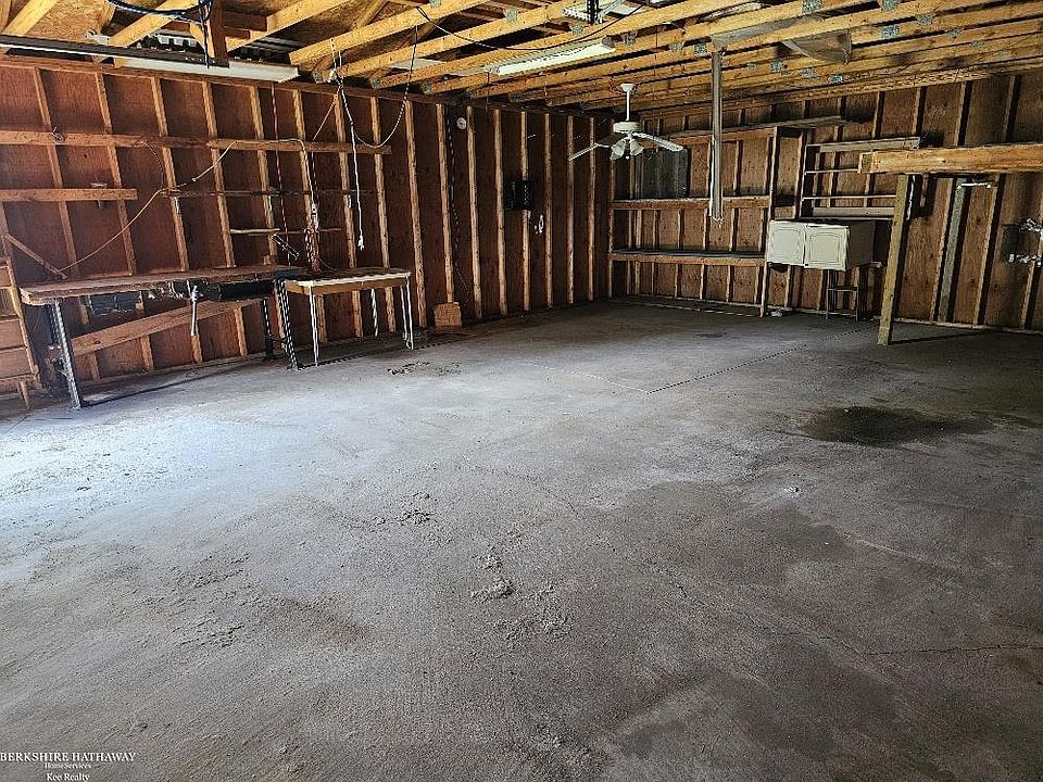 332 Carroll St, photo 12