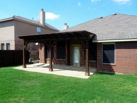 2nd image of 2912 Hollow Valley Dr