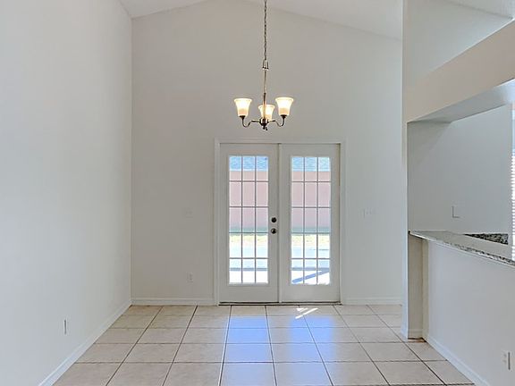 5th image of 2905 Cool Breeze Cir