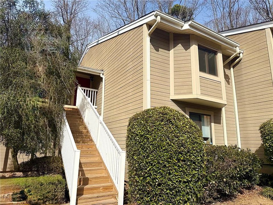 1st image of 2897 Torreya Way SE