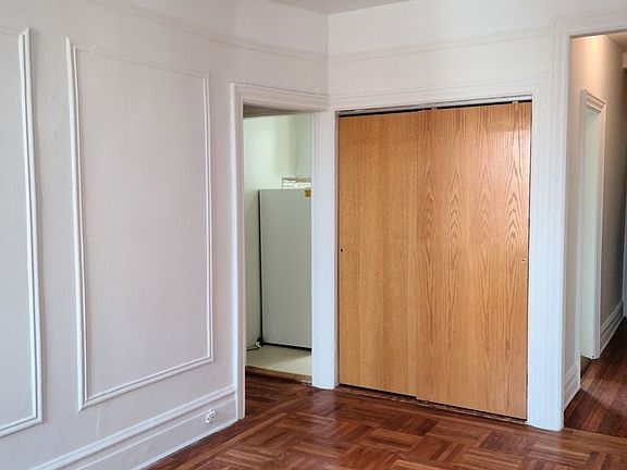 2nd image of 3132 32nd St APT 4