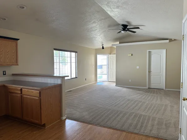 719 Whitley Ct, Fruitland, ID 83619