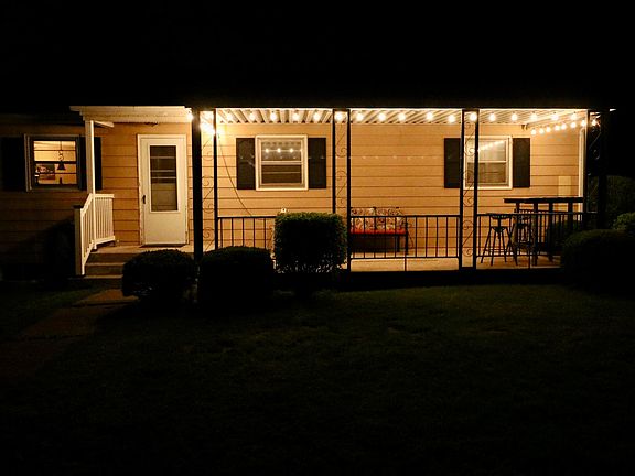 3rd image of 130 Sycamore Dr