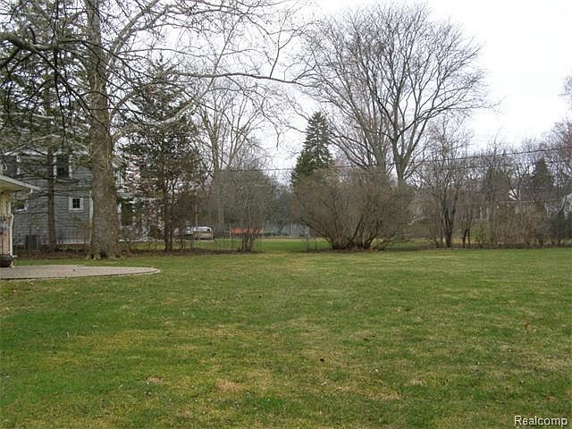 2nd image of 2960 E Bradford Dr
