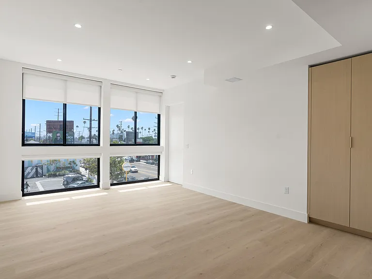 1808 Lincoln Blvd — Photo 10