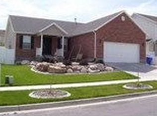 6573 Valley Oak Dr, West Jordan, UT 84081
