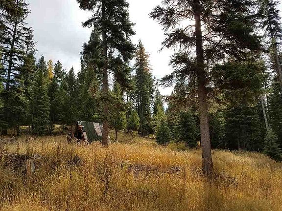 4th image of 983 S Canyon Dr