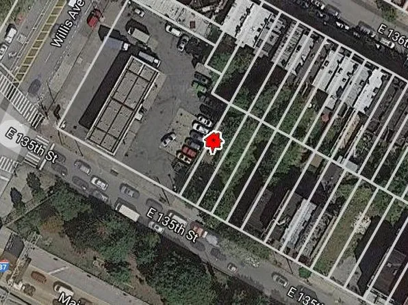 411 E 135th St, Bronx, NY 10454