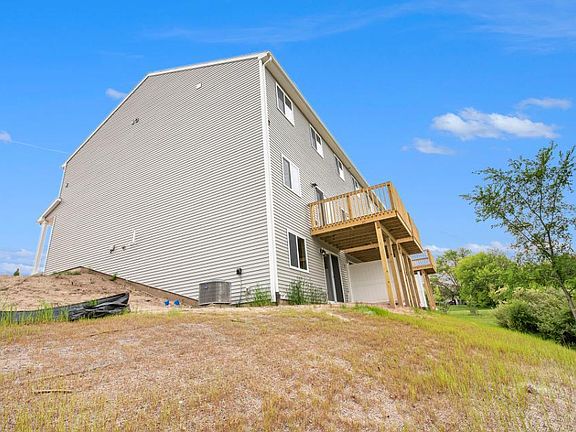 3rd image of 4596 Glen Haven Dr