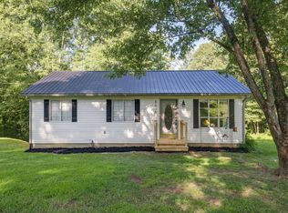 8606 Crawley Hill Rd, Mount Pleasant, TN 38474