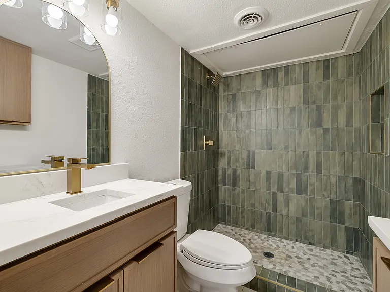 Carolina Apartments — Photo 12