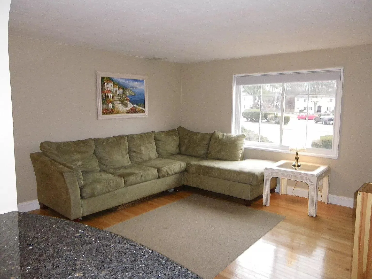 22-88 Roberts Dr — Photo 4