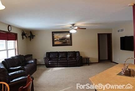 5th image of 22166 Kruse Ct