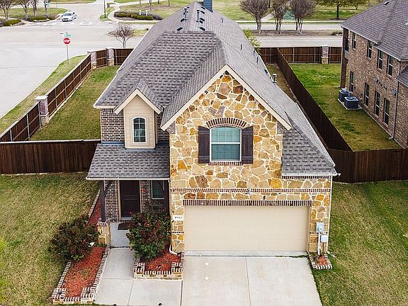 2nd image of 10012 Tanner Mill Dr