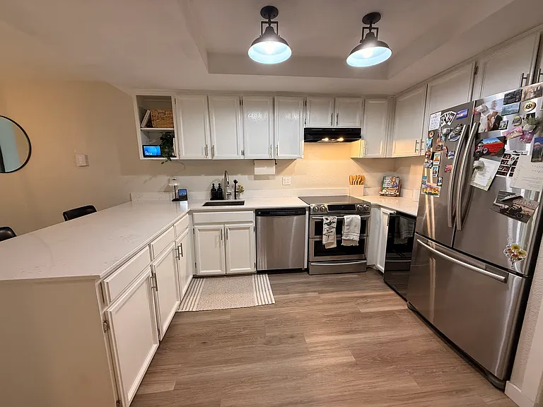 4214-4214 W Lake Sammamish Pkwy NE #202 — Photo 8