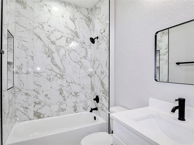 7335 Domenico St — Photo 26