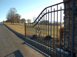 4040 Ironwood Dr, Greenbrier, TN 37073