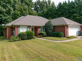 105 Mossy Branch Dr, Harvest, AL 35749