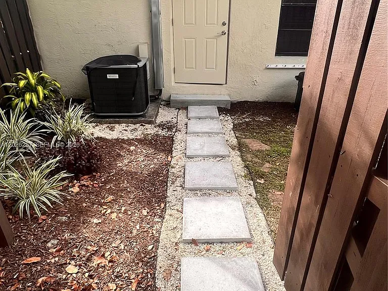 13328 SW 65th Ln #0 — Photo 5