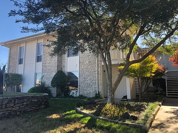 3rd image of 4211 Fairway Dr